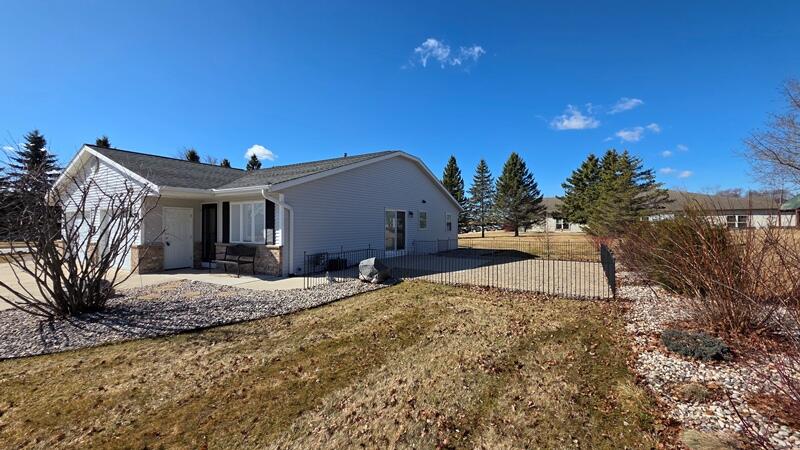 121 South 6th Street Cedar Grove, WI 53013 - Photo 22 of 27 Side of Home