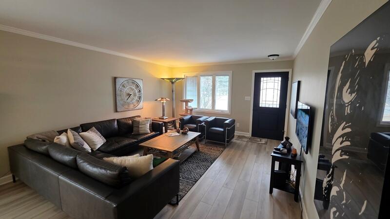 121 South 6th Street Cedar Grove, WI 53013 - Photo 3 of 27 Living Room