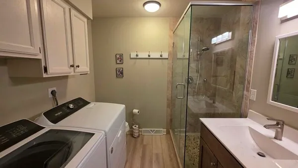 $259,900 | 121 South 6th Street, Cedar Grove, WI 53013