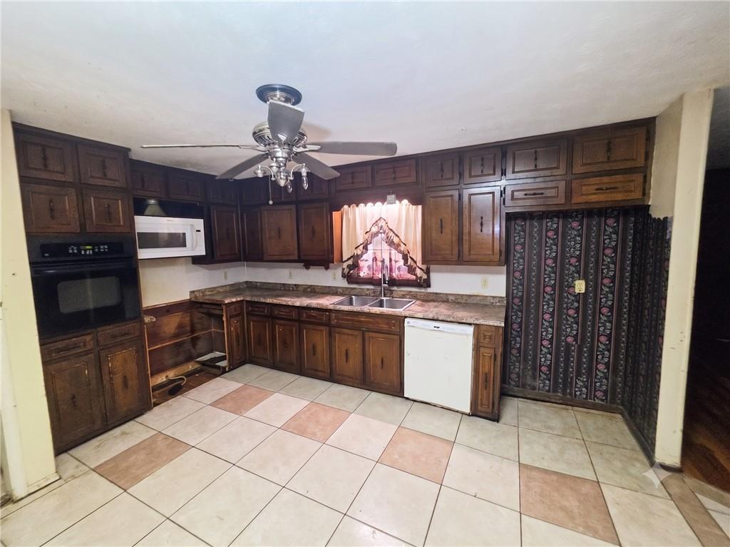 3790 Snapfinger Road Lithonia, GA 30038 - Photo 5 of 20