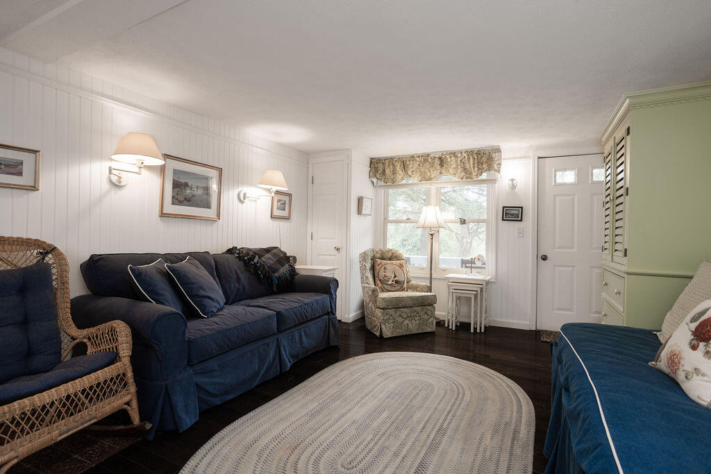 62 Pine Hill Road South, Unit 101 Ogunquit, ME 03907 - Photo 8 of 25 62 Pine Hill S, Unit 101