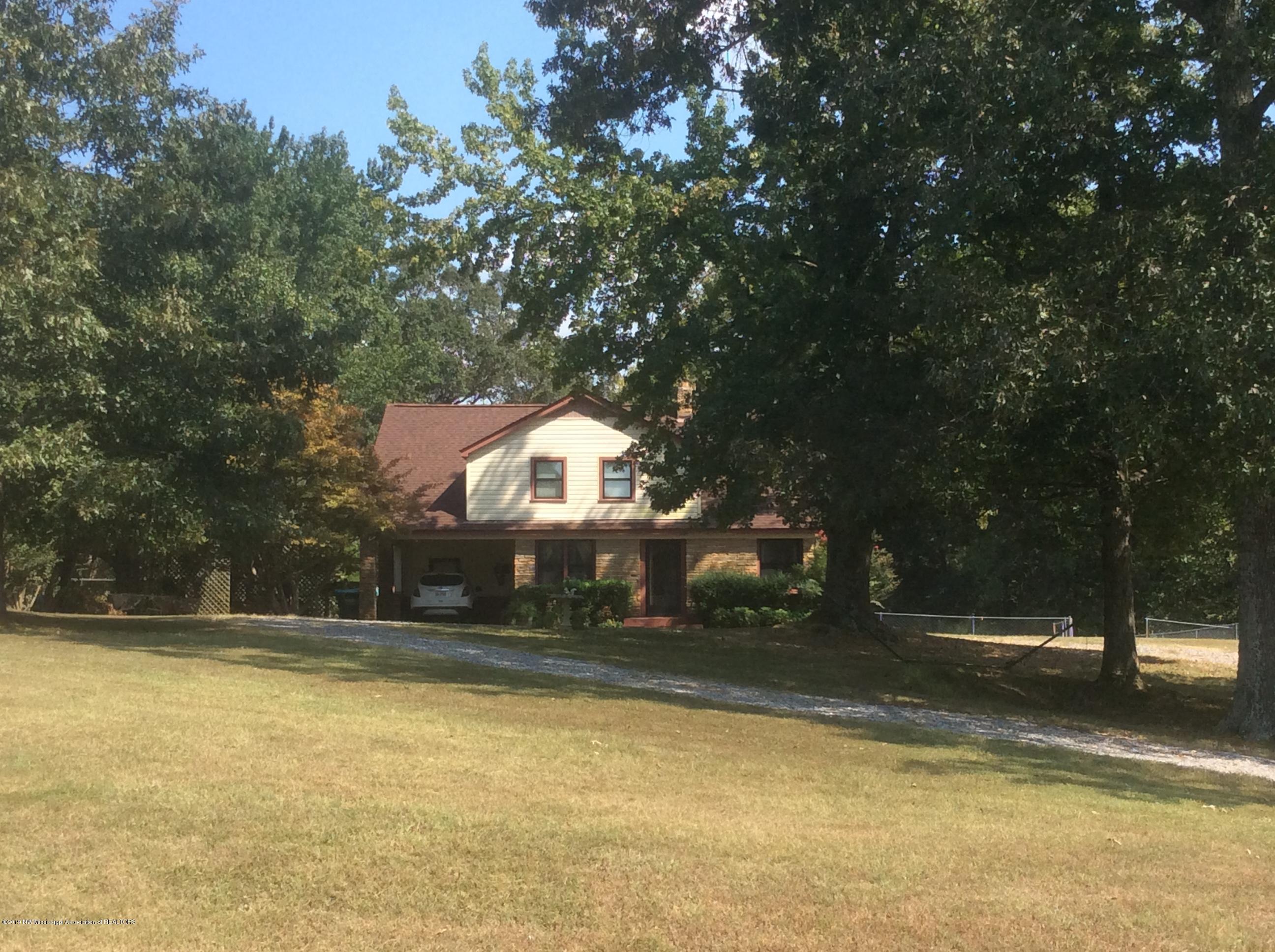 5880 Poplar Corner Road Walls, MS 38680 - Photo 1 of 24 B7E7336F-31EF-46CE-AA9C-925B11B77789