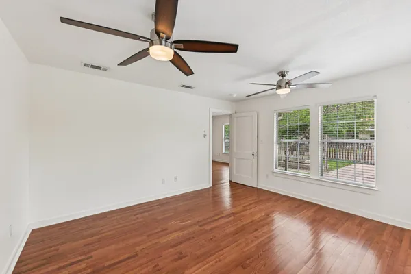 $2,950 | 903 Chote Avenue, Austin, TX 78702
