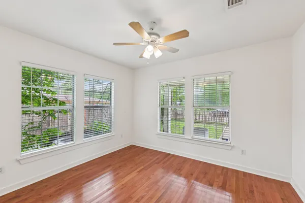 $2,950 | 903 Chote Avenue, Austin, TX 78702