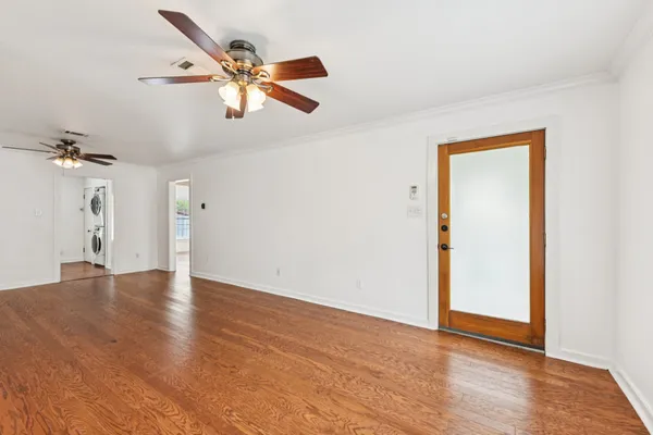 $2,950 | 903 Chote Avenue, Austin, TX 78702