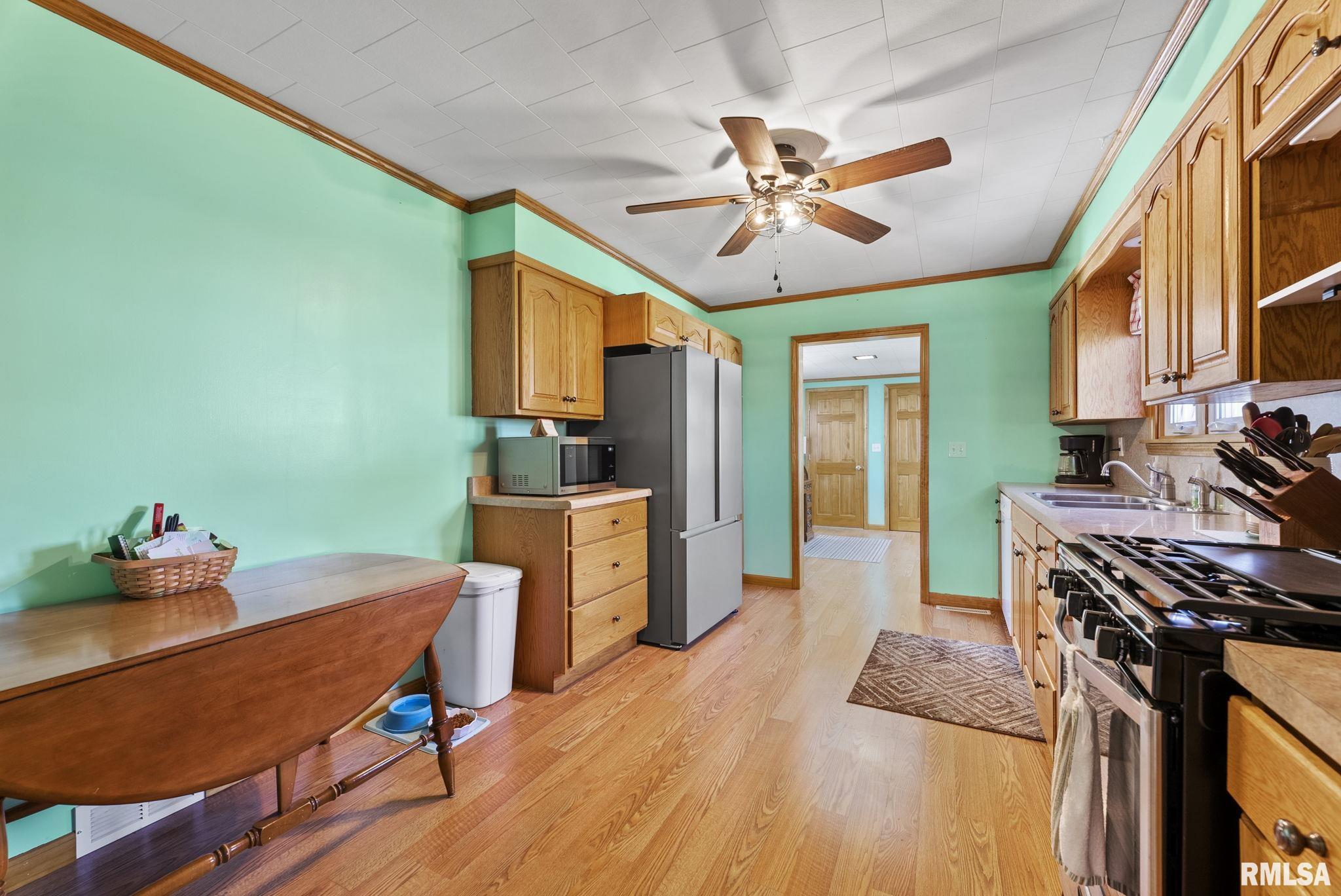 1401 13th Street Viola, IL 61486 - Photo 7 of 31 Gallery Image 7