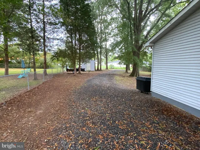 $320,000 | 236 Cedar Avenue, Colonial Beach, VA 22443