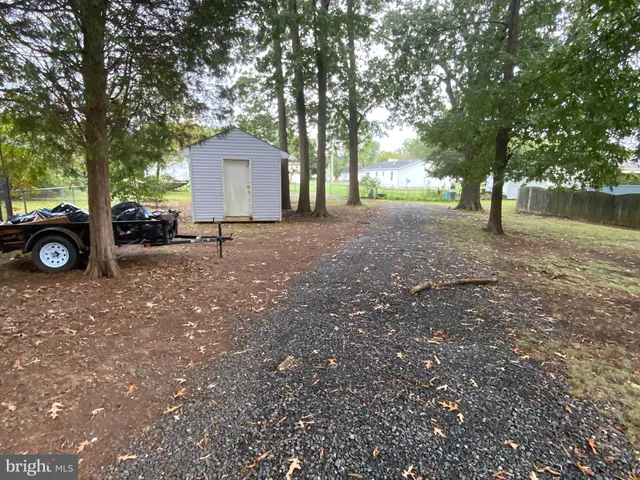 $320,000 | 236 Cedar Avenue, Colonial Beach, VA 22443