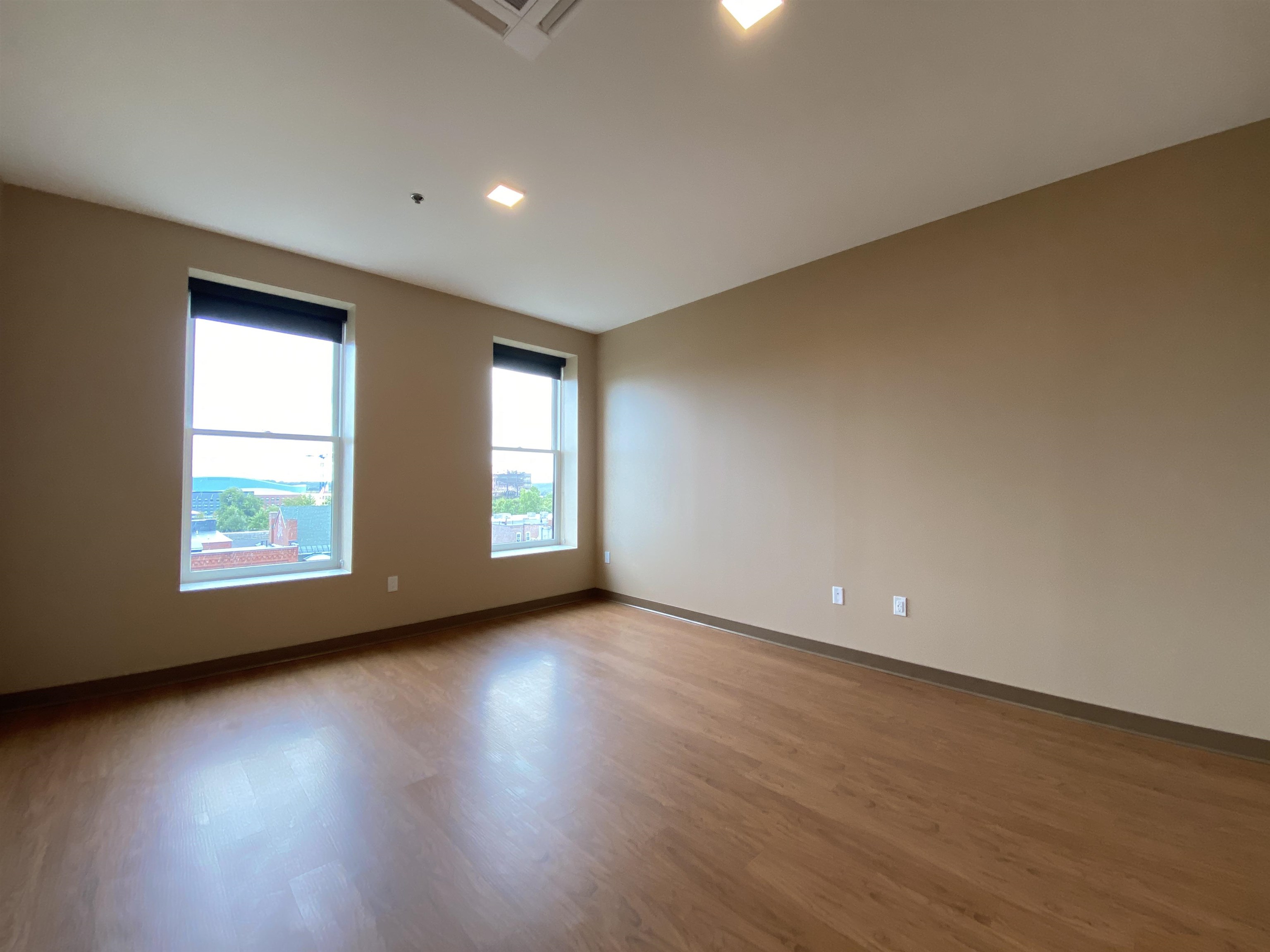 83 Hanover Street, Unit 505 Manchester, NH 03101 - Photo 22 of 36