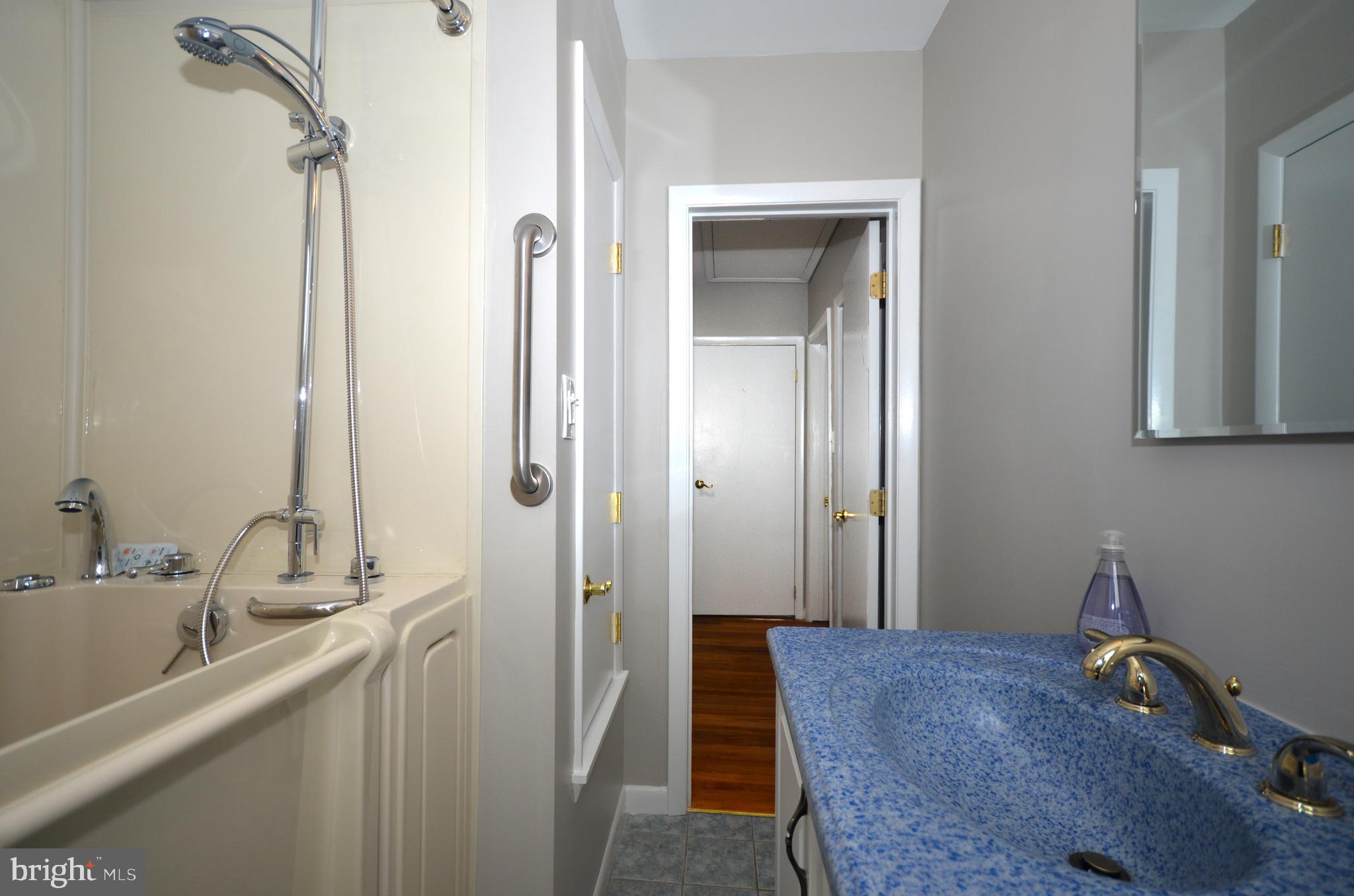 8508 Willow Oak Road Baltimore, MD 21234 - Photo 22 of 29 Upper level bathroom