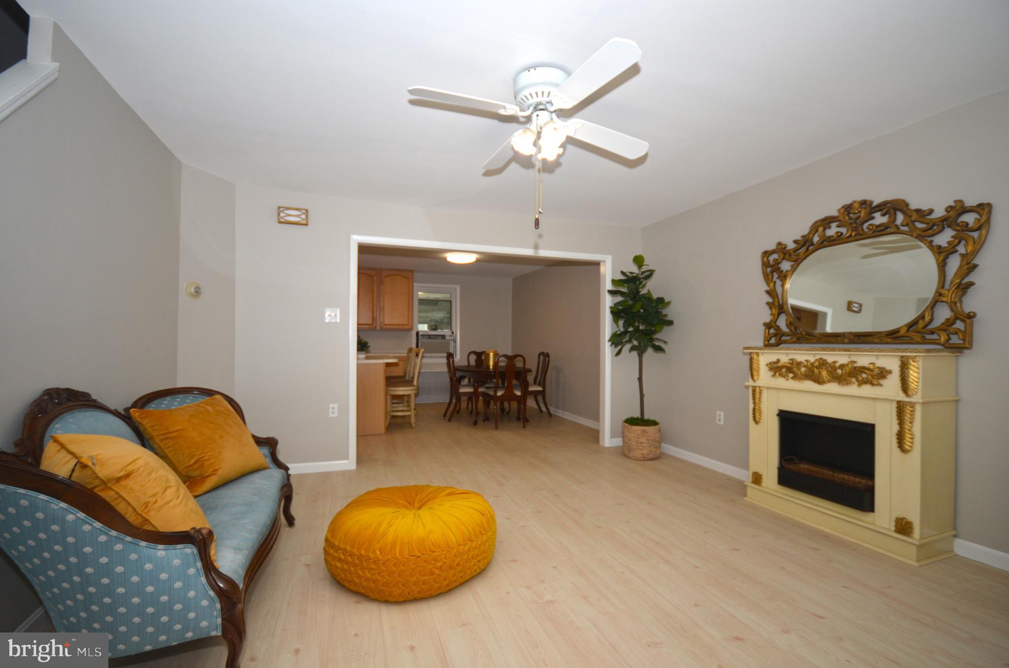 8508 Willow Oak Road Baltimore, MD 21234 - Photo 4 of 29 Living room, new flooring, fresh paint