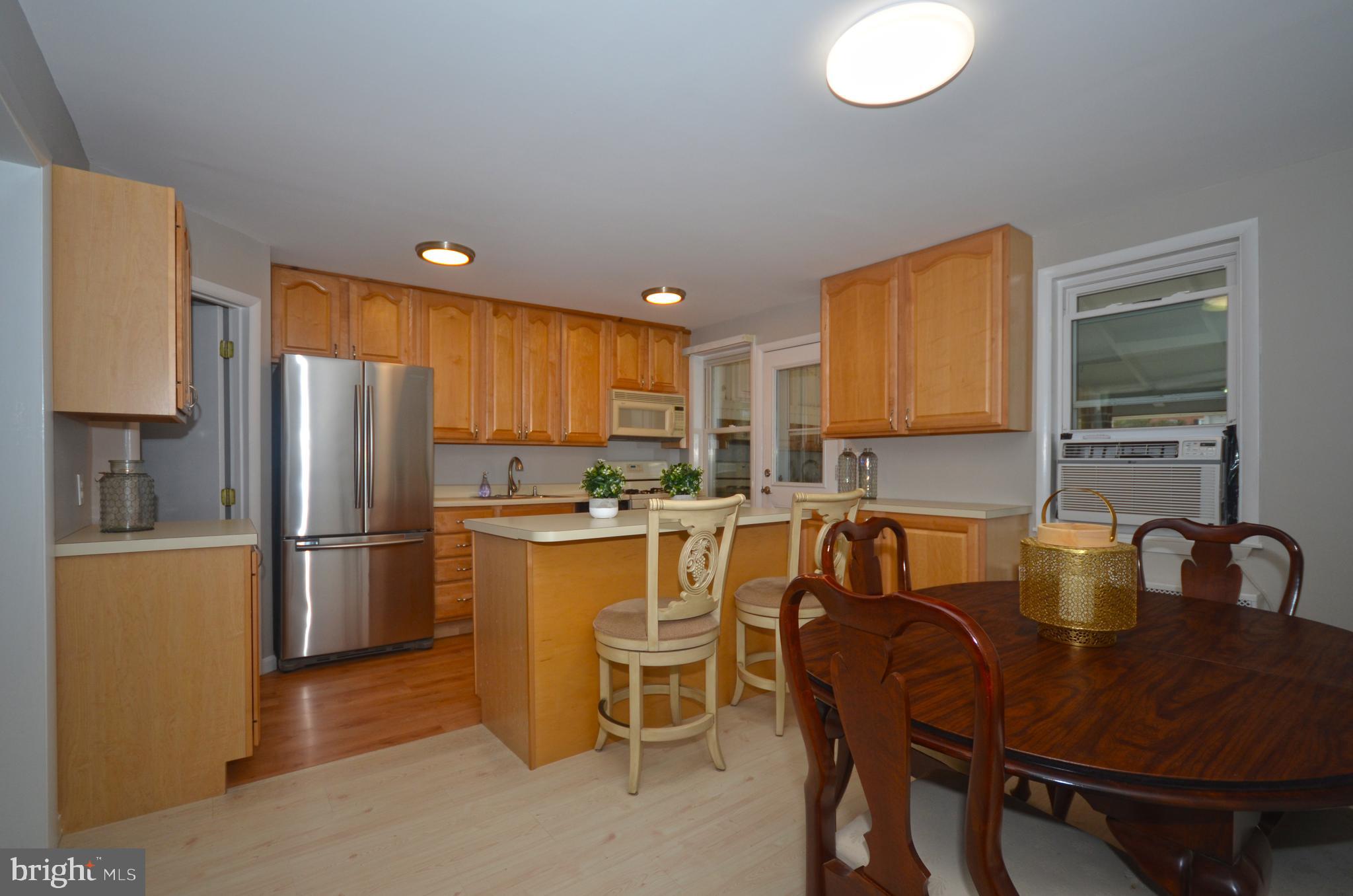 8508 Willow Oak Road Baltimore, MD 21234 - Photo 9 of 29 Kitchen/Dining Room - Open Floor Plan