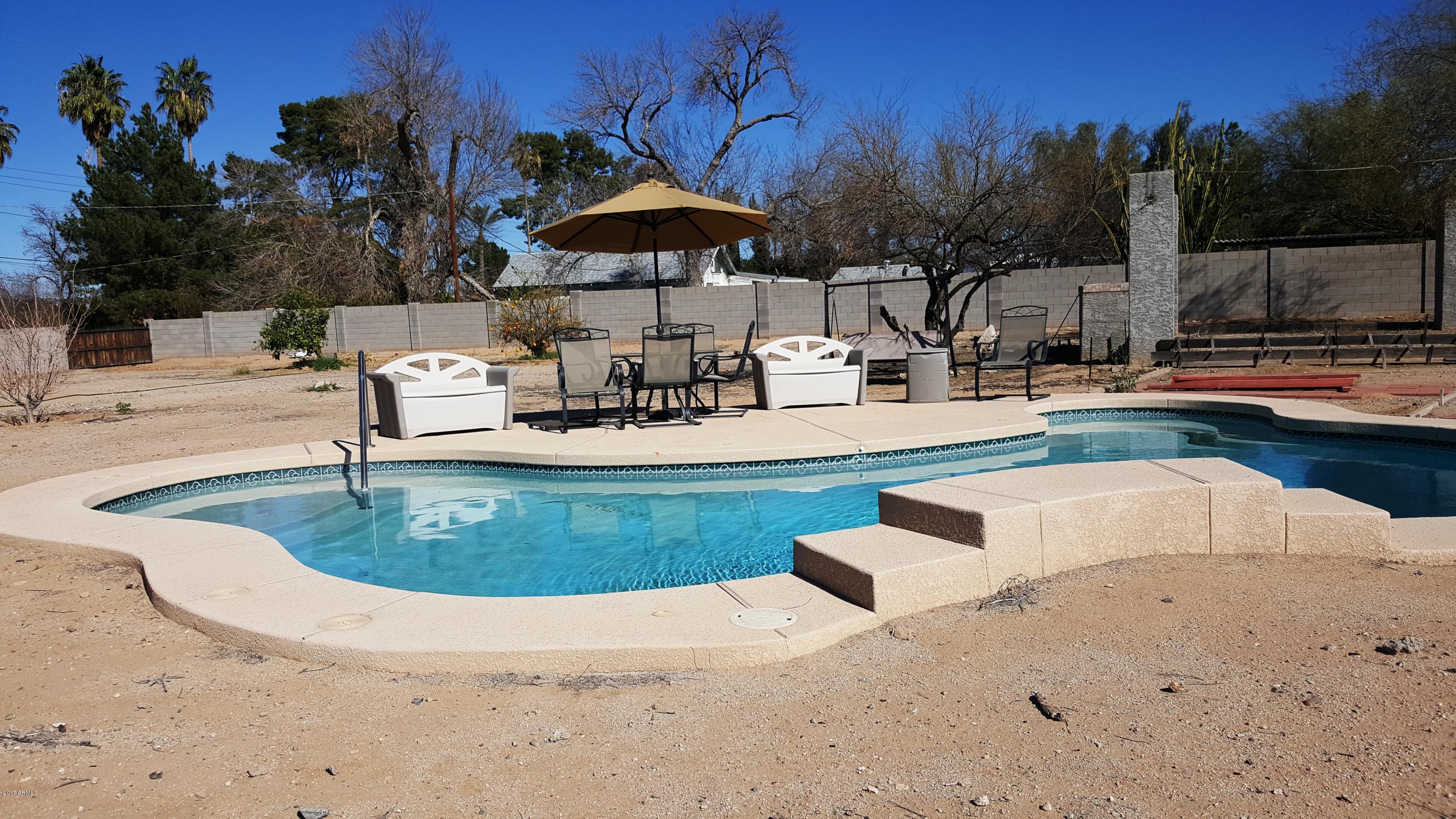 239 West Carson Road Phoenix, AZ 85041 - Photo 4 of 20 Private Pool_W Carson Rd.