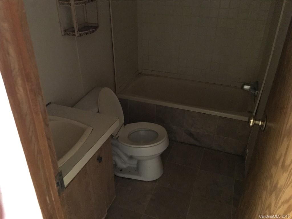 192 Gladstone Road Mocksville, NC 27028 - Photo 5 of 19 Gallery Image 5