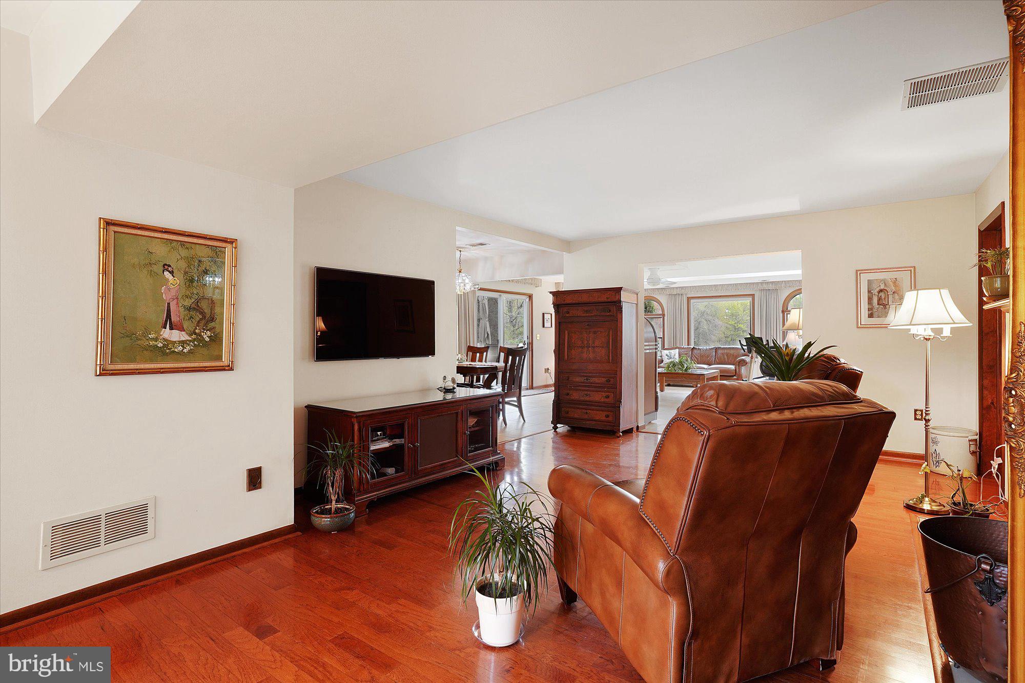 1007 Prospect Mill Road Bel Air, MD 21015 - Photo 19 of 88 Living Room