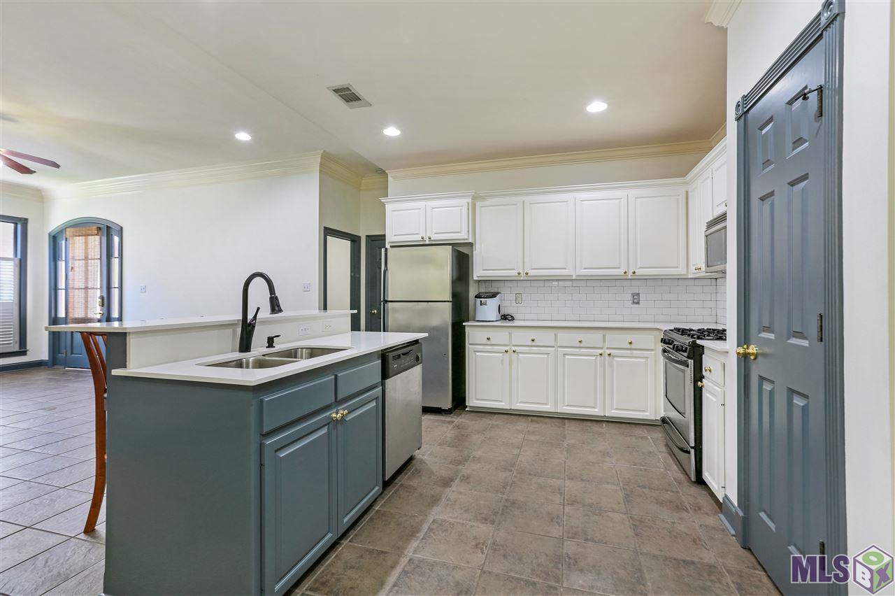 10219 Springtree Avenue Baton Rouge, LA 70810 - Photo 8 of 21 Gallery Image 8