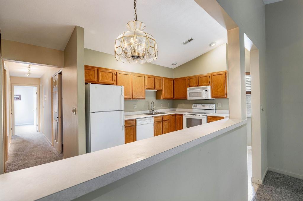 3681 West Galbraith Road, Unit 27 Cincinnati, OH 45247 - Photo 16 of 39 Gallery Image 16