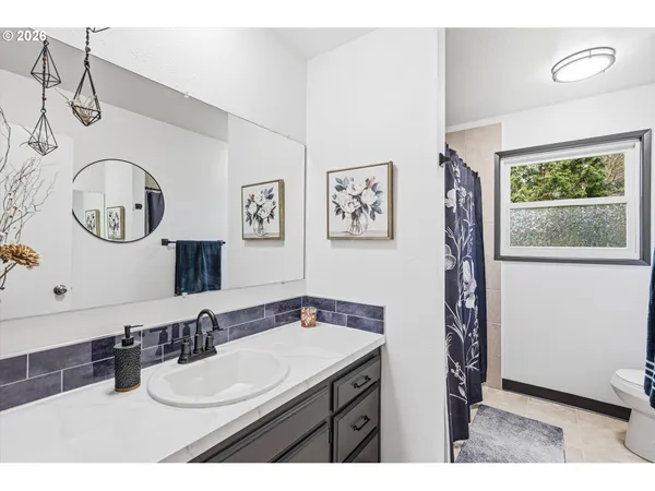 $544,900 | 2024 Southeast Spruce Avenue, Gresham, OR 97080