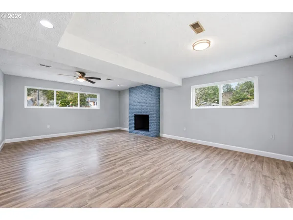 $544,900 | 2024 Southeast Spruce Avenue, Gresham, OR 97080