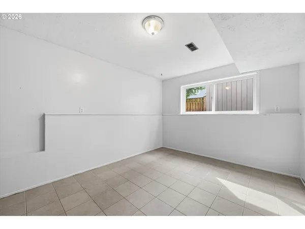 $544,900 | 2024 Southeast Spruce Avenue, Gresham, OR 97080