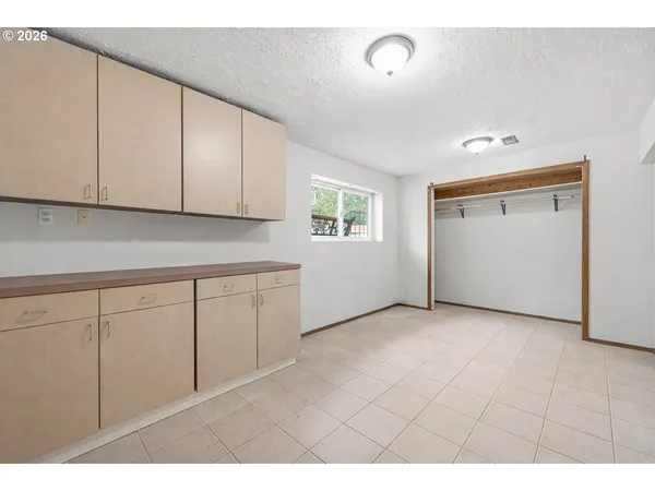 $544,900 | 2024 Southeast Spruce Avenue, Gresham, OR 97080