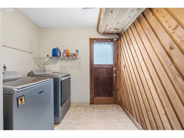 $544,900 | 2024 Southeast Spruce Avenue, Gresham, OR 97080