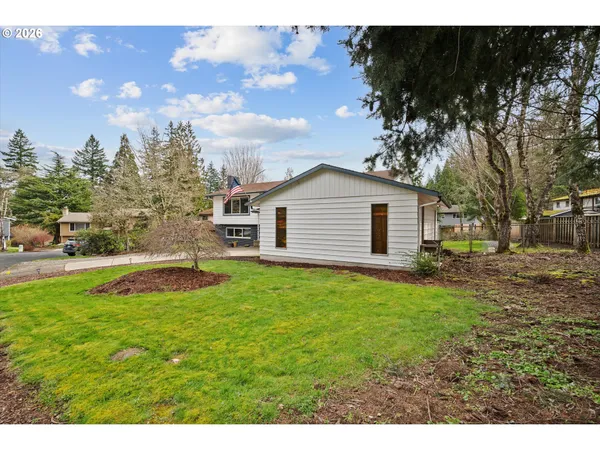 $544,900 | 2024 Southeast Spruce Avenue, Gresham, OR 97080