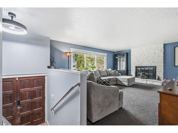 $544,900 | 2024 Southeast Spruce Avenue, Gresham, OR 97080