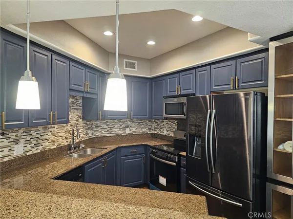 $3,600 | 2723 Lake Pointe Drive, Unit 134, Spring Valley, CA 91977