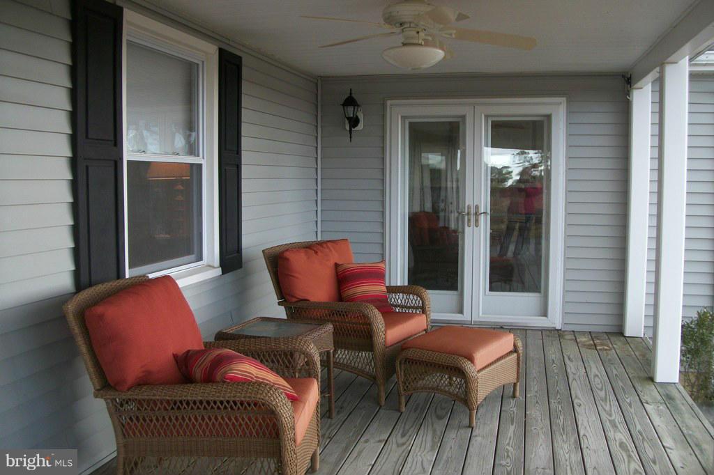 5534 Cassons Neck Road Cambridge, MD 21613 - Photo 11 of 30 Covered porch
