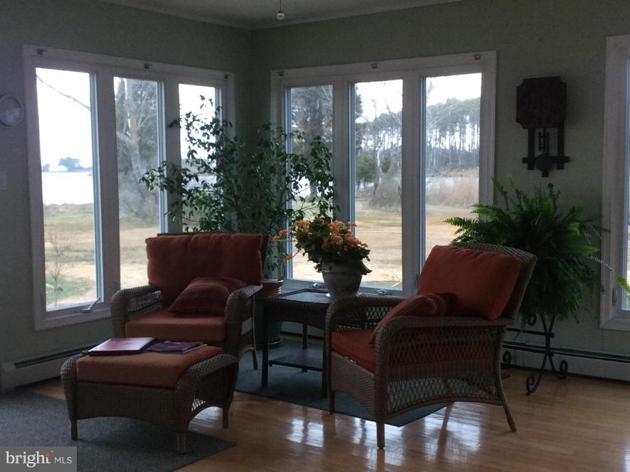 5534 Cassons Neck Road Cambridge, MD 21613 - Photo 21 of 30 Sunroom