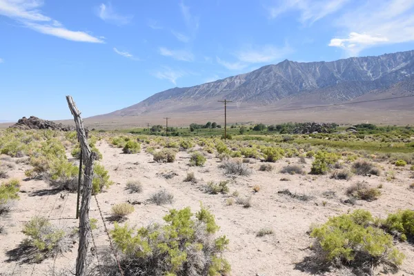 $350,000 | 1985 Indian Springs Drive, Lone Pine, CA 93545