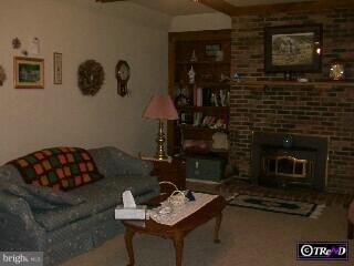 662 Jackson Road Sewell, NJ 08080 - Photo 4 of 6