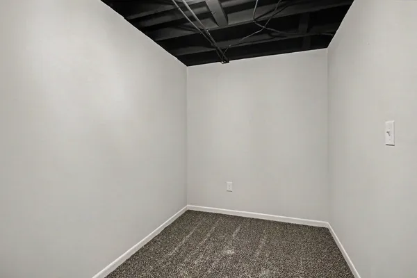 $349,900 | 750 Duncan Drive, Aurora, IL 60506