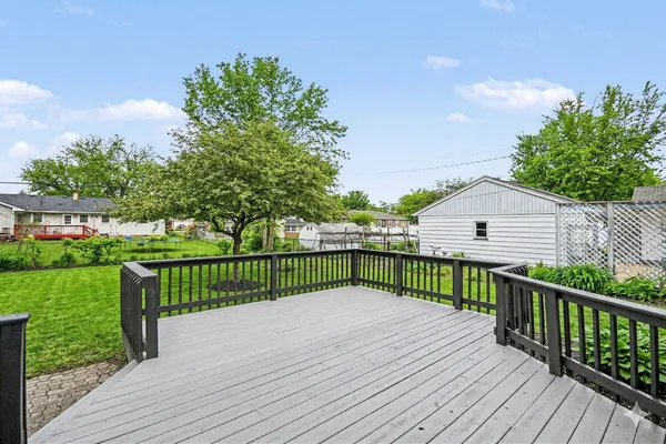 $349,900 | 750 Duncan Drive, Aurora, IL 60506