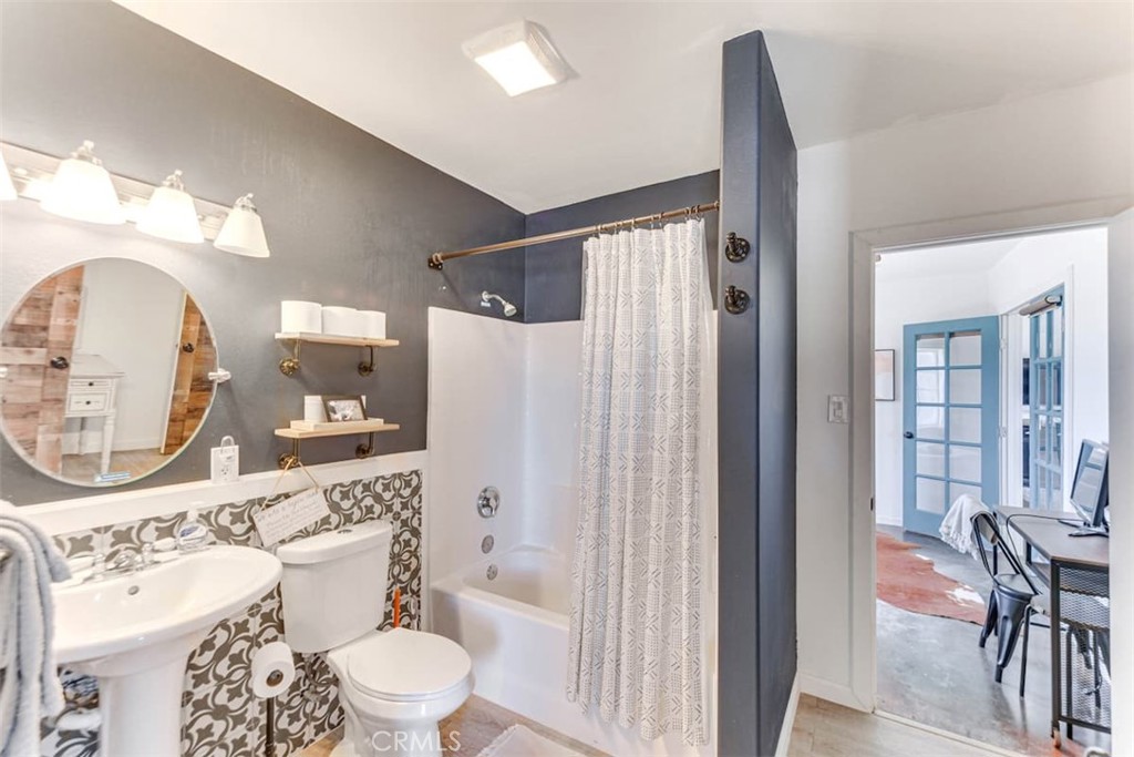 58725 Botkin Road Landers, CA 92285 - Photo 22 of 28