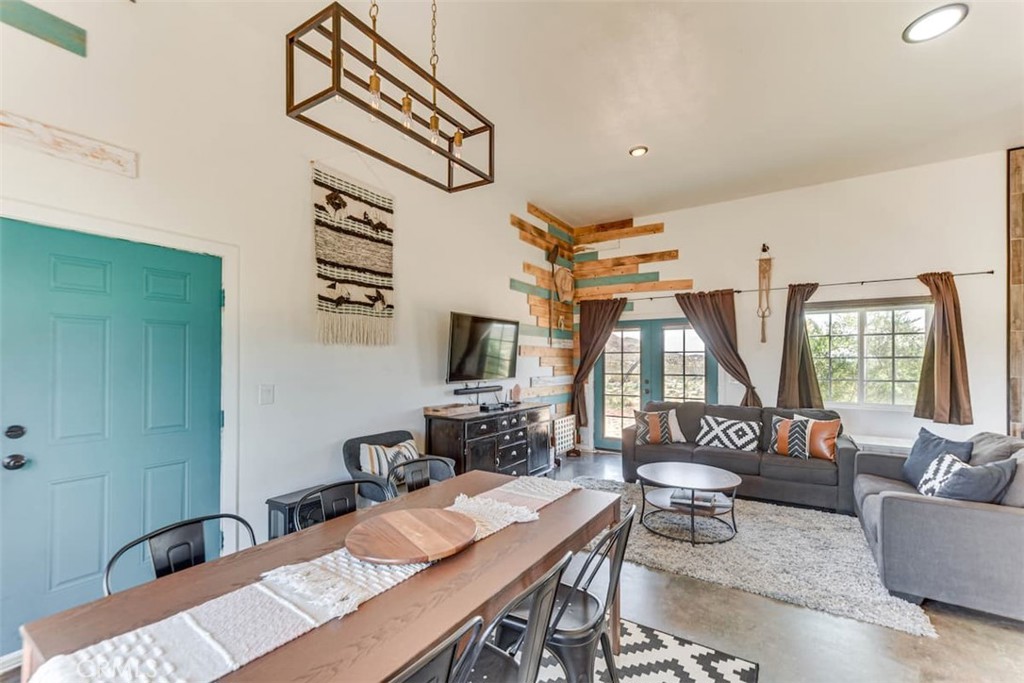 58725 Botkin Road Landers, CA 92285 - Photo 10 of 28