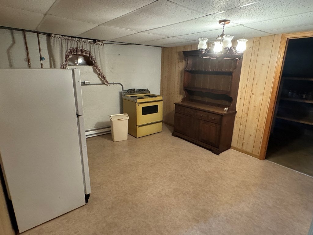707 Cranberry Road Galax, VA 24333 - Photo 28 of 34 Gallery Image 28