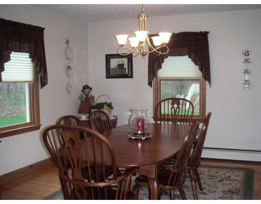 206 Forge Village Road Groton, MA 01450 - Photo 7 of 14