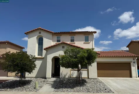 $659,000 | 407 Alyssum Drive, Vacaville, CA 95687