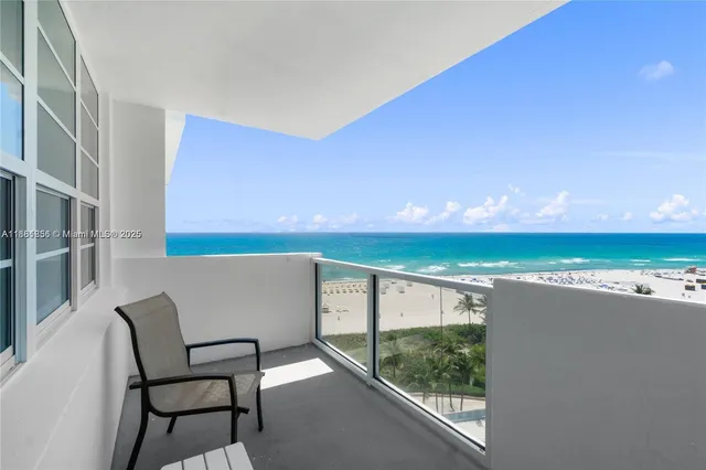 $3,200 | 100 Lincoln Road, Unit 1046, Miami Beach, FL 33139