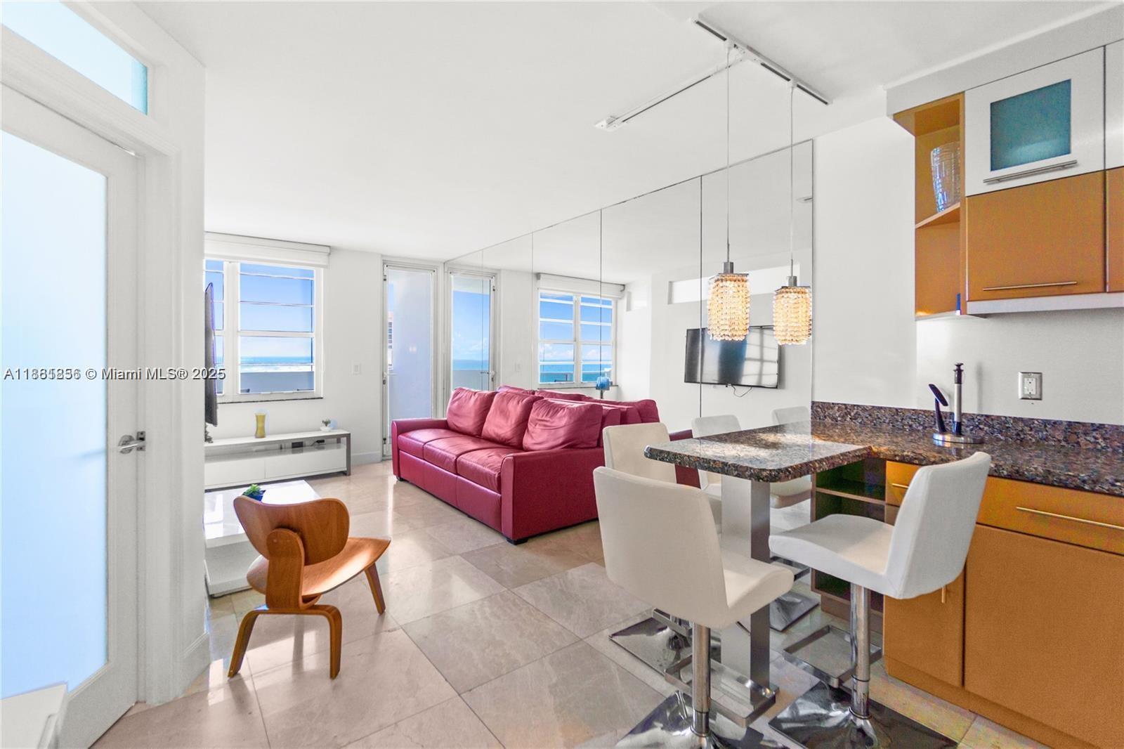 100 Lincoln Road, Unit 1046 Miami Beach, FL 33139 - Photo 4 of 20