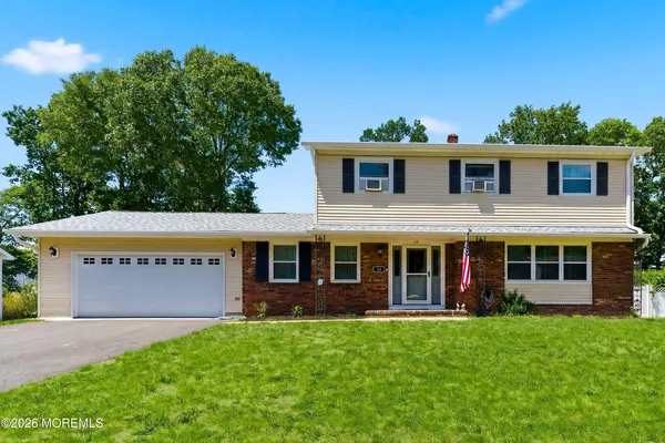 $689,000 | 24 Livingston Drive, Howell, NJ 07731