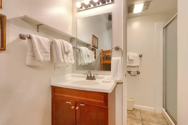 $599,000 | 7540 Henness Circle, Unit B210, Yosemite West, CA 95389