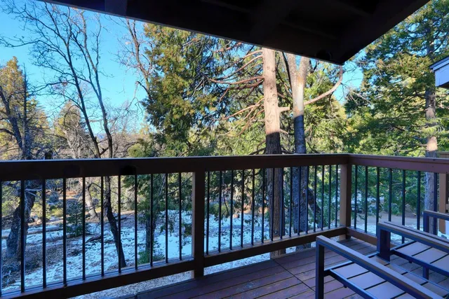 $599,000 | 7540 Henness Circle, Unit B210, Yosemite West, CA 95389