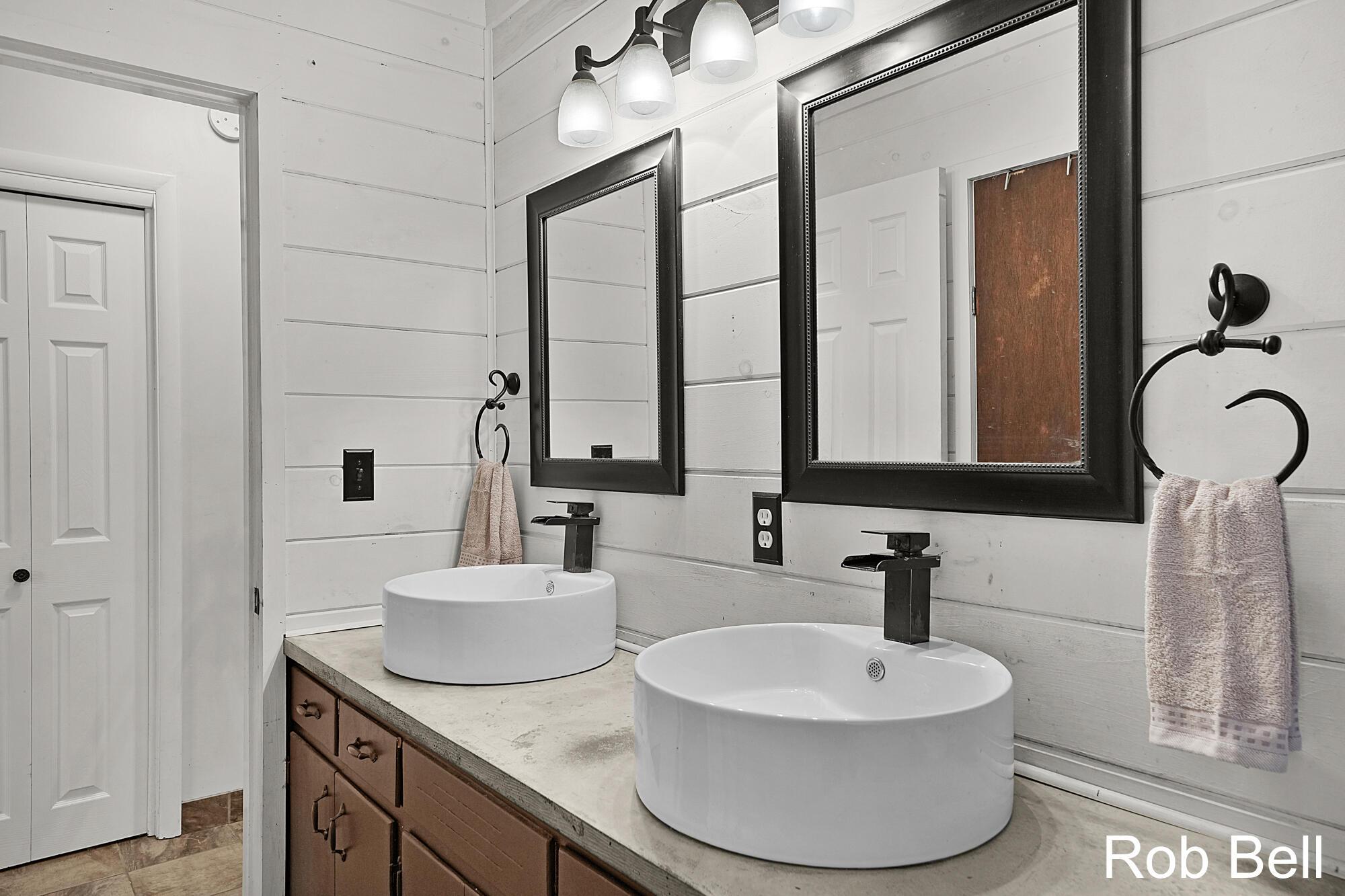 3897 O'Brien Road Southwest Grand Rapids, MI 49534 - Photo 19 of 59 DSC00888