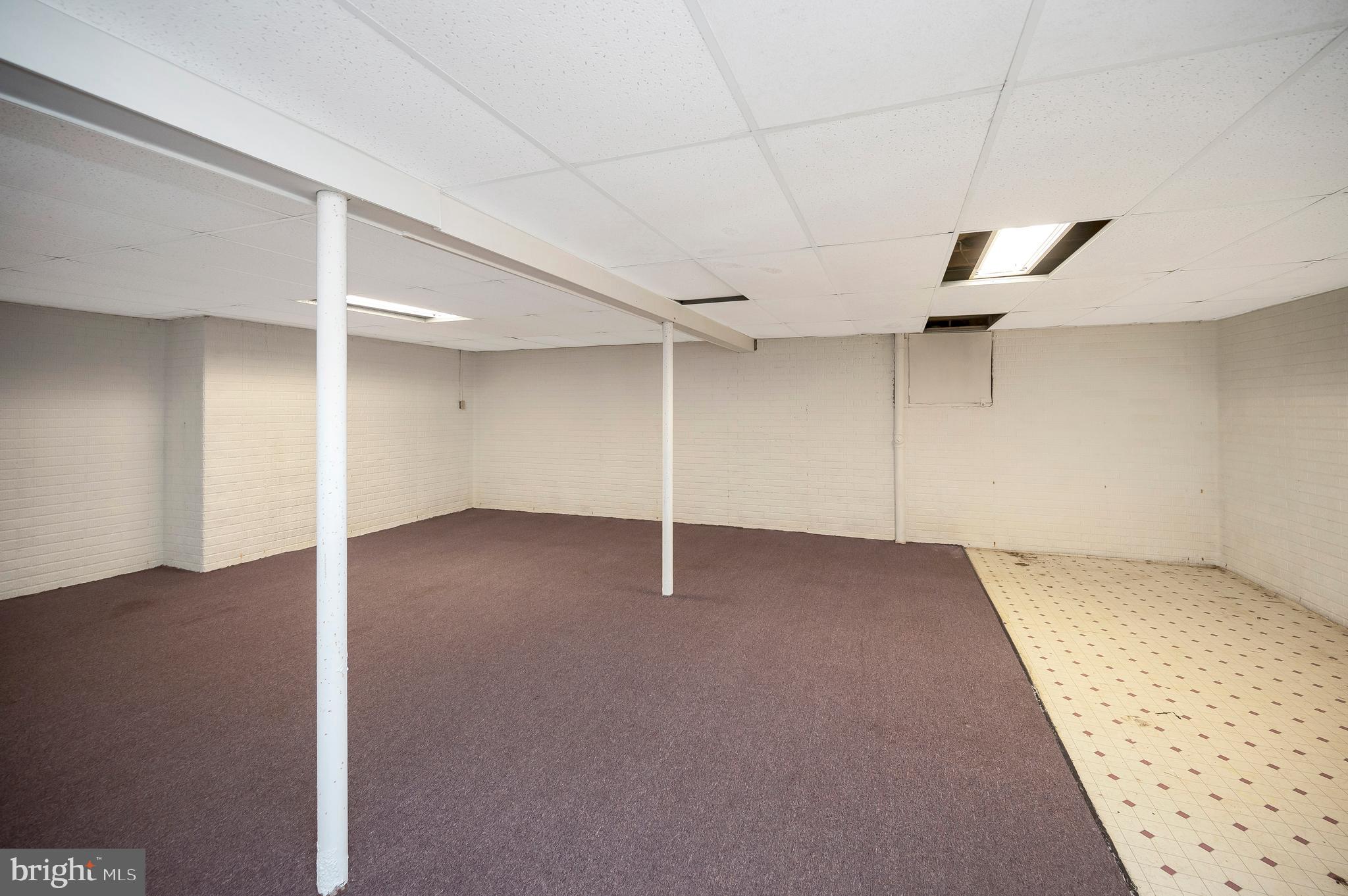 6709 Marye Road Spotsylvania, VA 22551 - Photo 62 of 73 an empty room with a empty space and windows