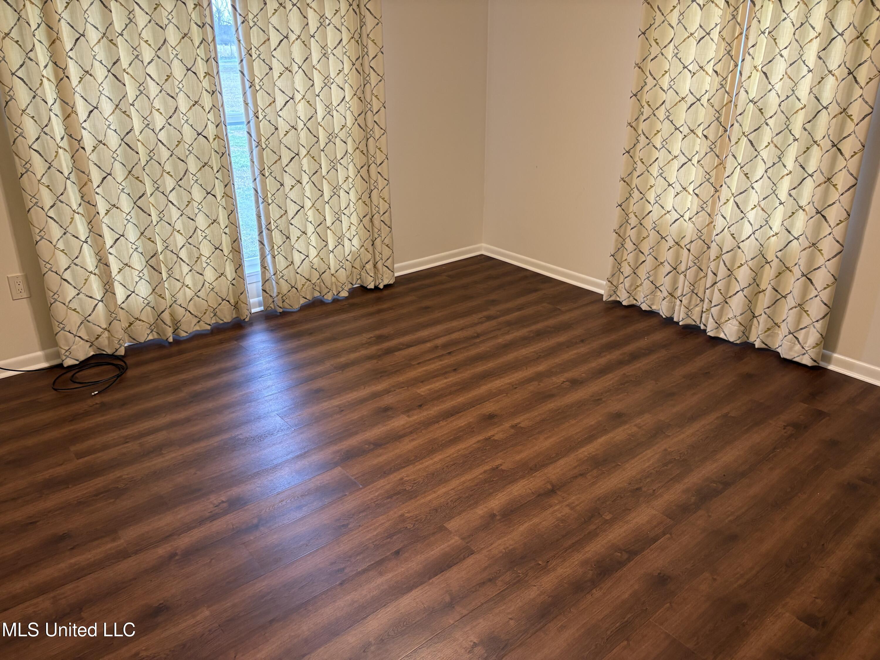 299 Bismark Road Jayess, MS 39641 - Photo 7 of 28 IMG_2458