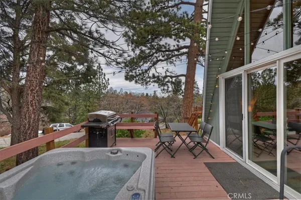$429,000 | 609 Villa Grove Avenue, Big Bear City, CA 92314