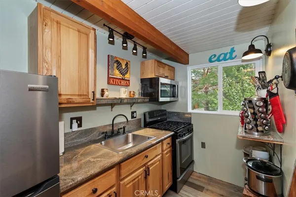 $429,000 | 609 Villa Grove Avenue, Big Bear City, CA 92314